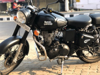 Royal Enfield Classic Stealth Black 2018 Model