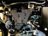 Royal Enfield Classic Stealth Black