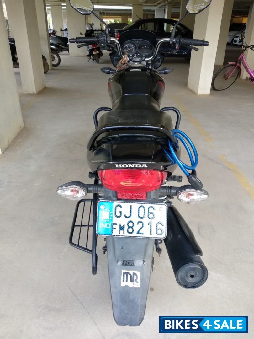 Black Honda Shine