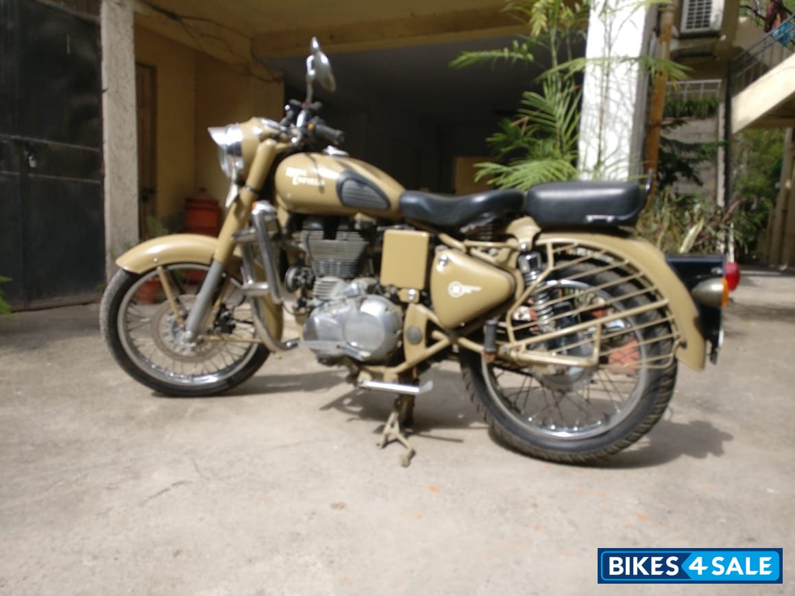 Royal Enfield Classic Desert Storm Royal Enfield Classic Desert Storm