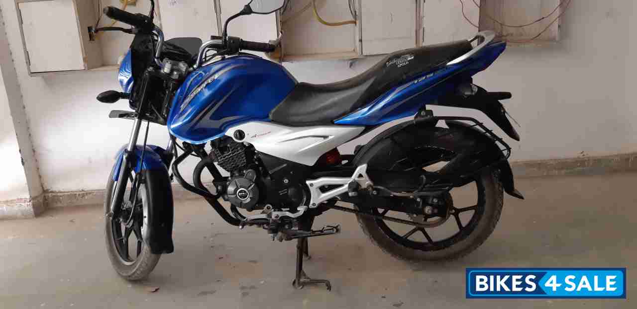 Bajaj Discover 125 ST