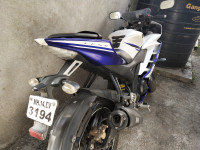 White Blue Yamaha YZF R15 V2