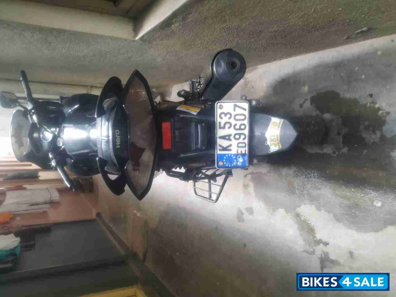 Black Hero Karizma ZMR