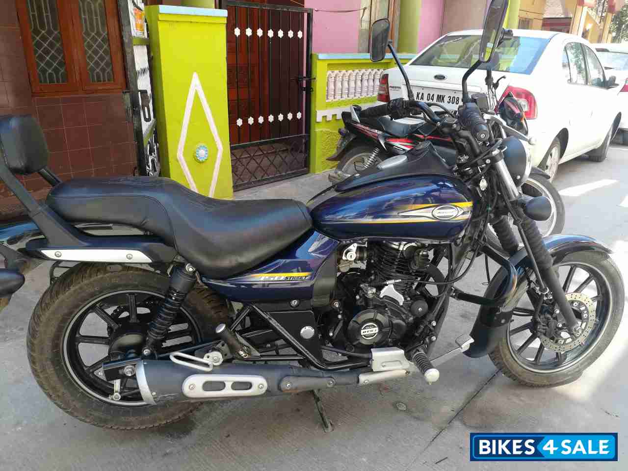 Navy Blue Bajaj Avenger Street 150