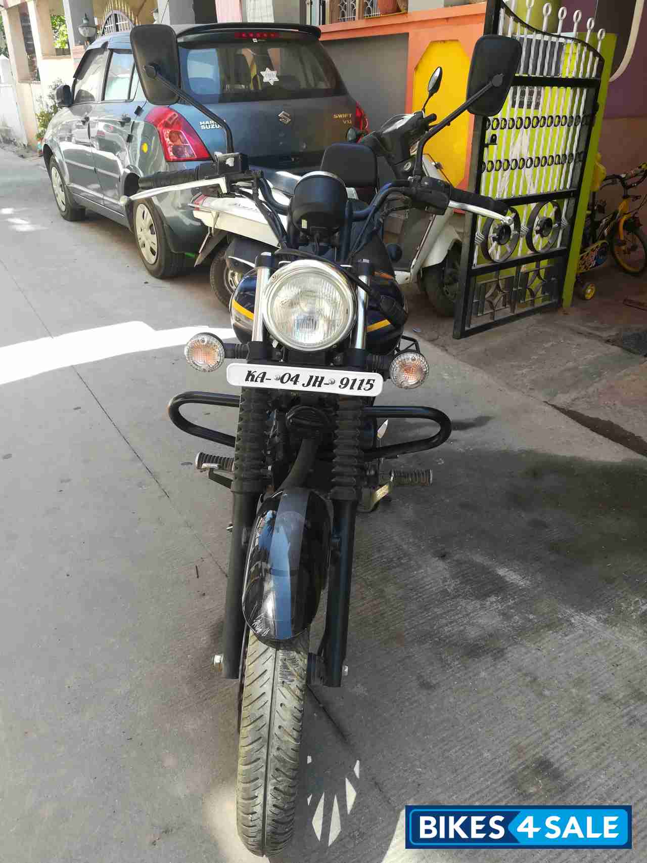 Navy Blue Bajaj Avenger Street 150 Navy Blue Bajaj Avenger Street 150