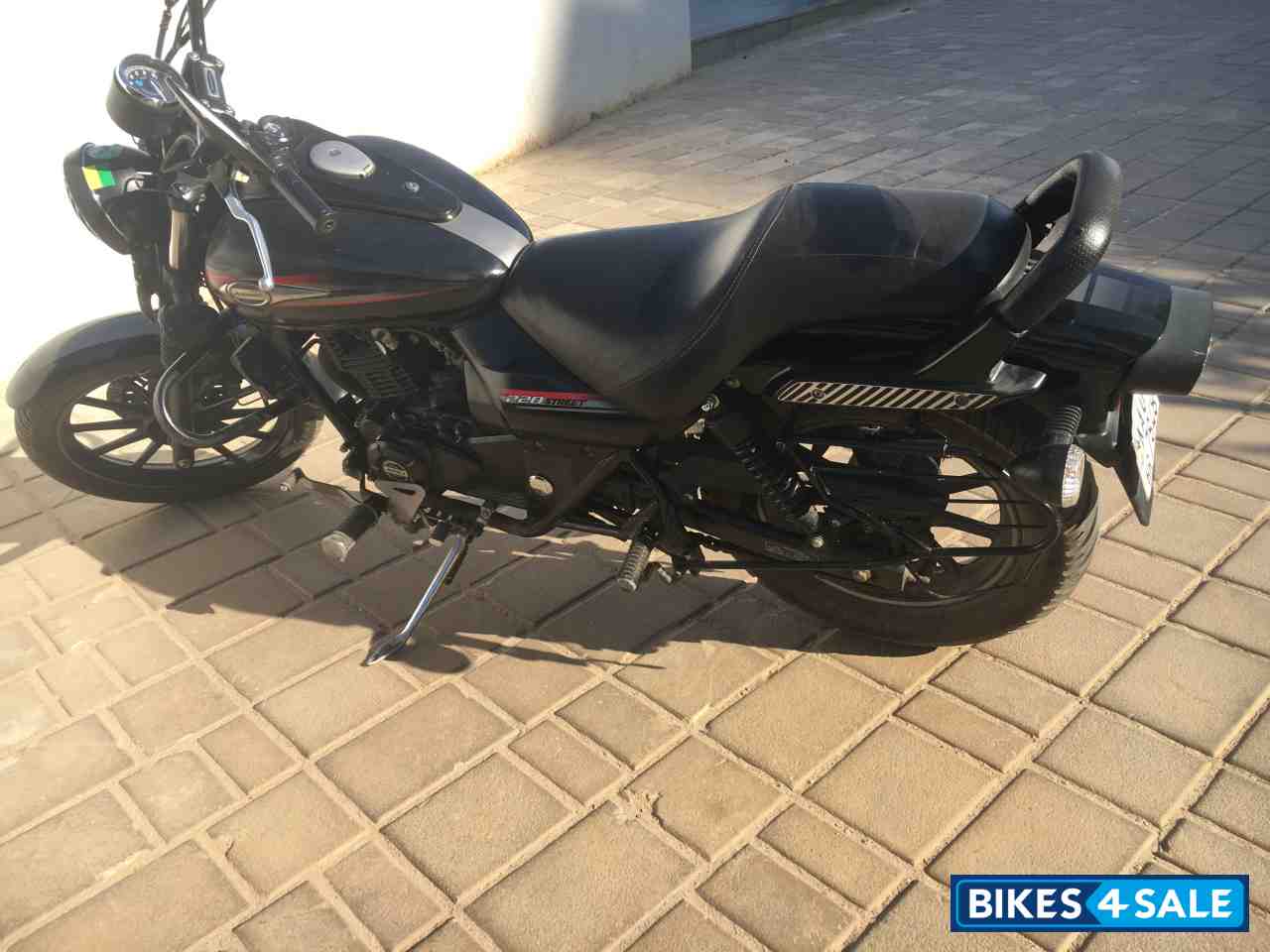 Bajaj Avenger Street 220 Bajaj Avenger Street 220