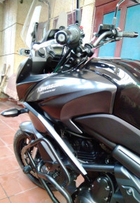 Black Kawasaki Versys 650