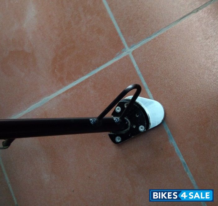 Black Kawasaki Versys 650