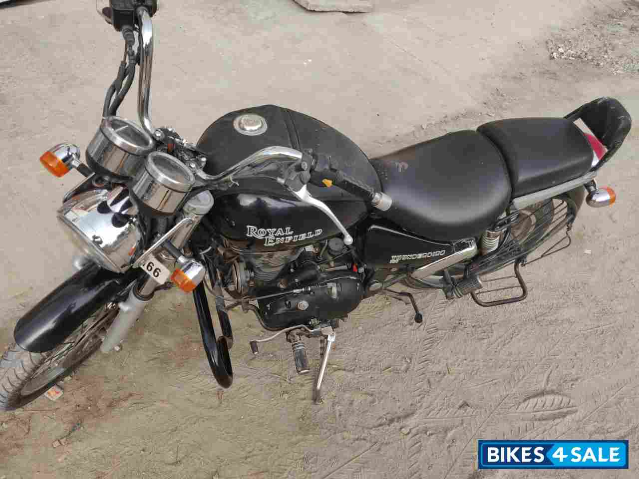 Black Royal Enfield Thunderbird TwinSpark 350 Black Royal Enfield Thunderbird TwinSpark 350