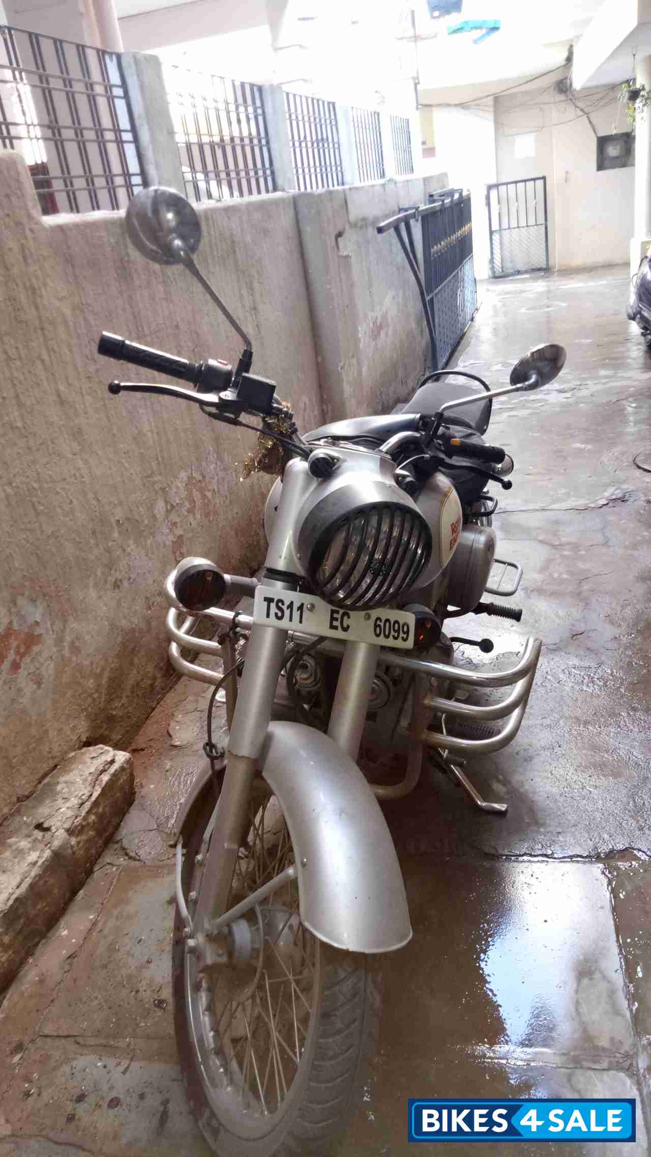 Royal Enfield Classic 350