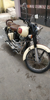 Royal Enfield Classic 500