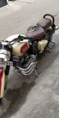 Royal Enfield Classic 500