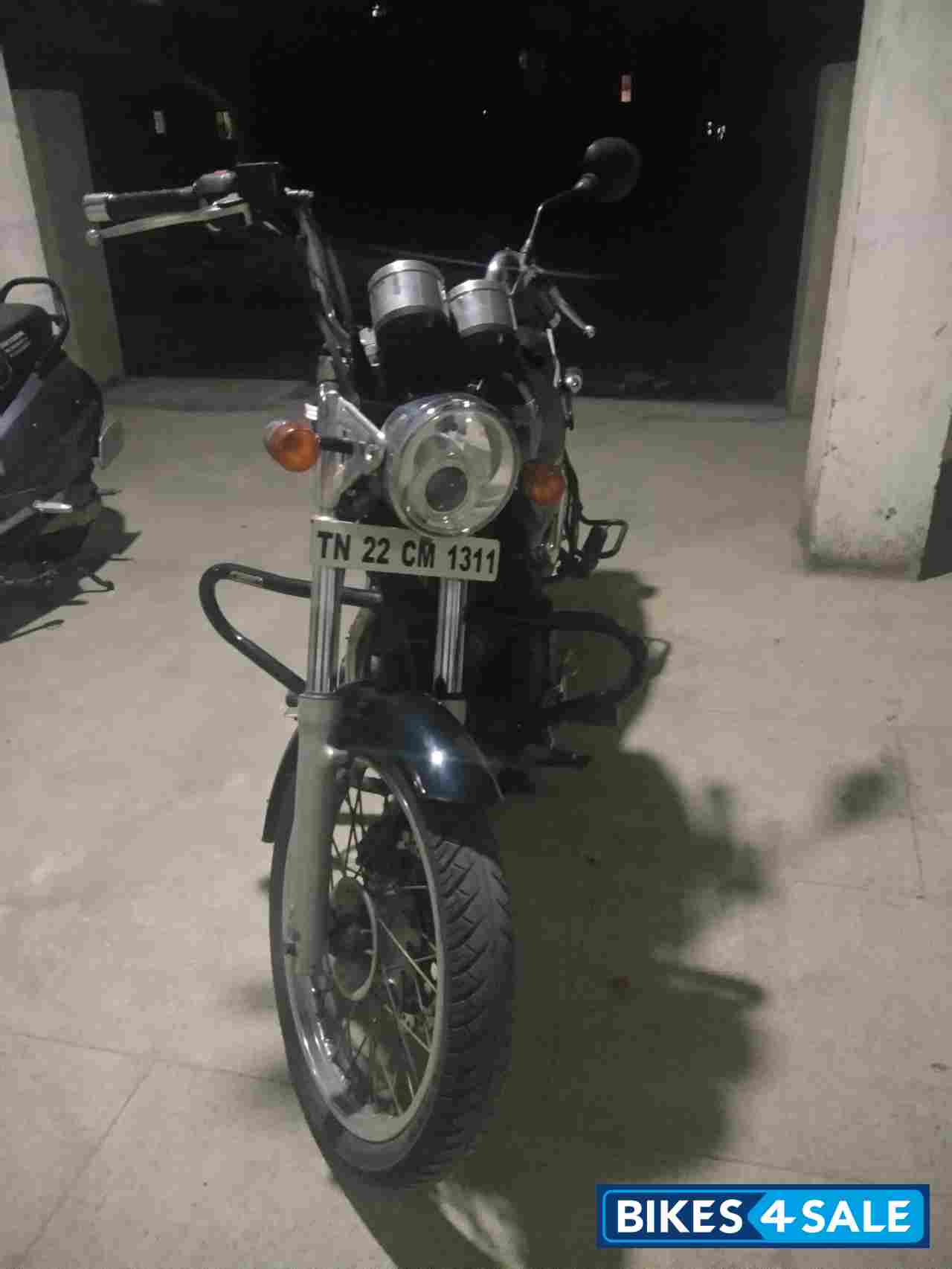 Royal Enfield Thunderbird 350 Royal Enfield Thunderbird 350