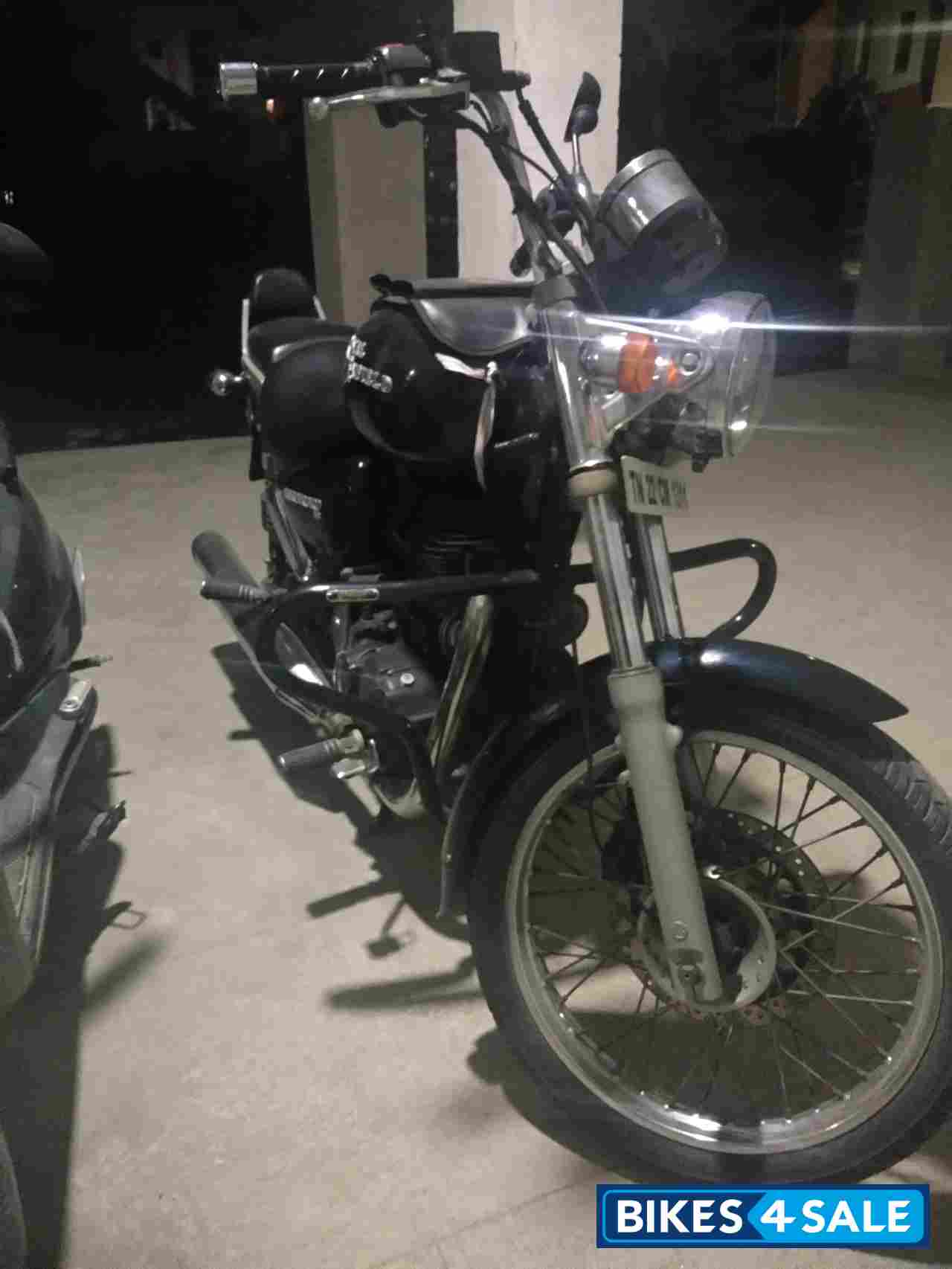 Royal Enfield Thunderbird 350 Royal Enfield Thunderbird 350
