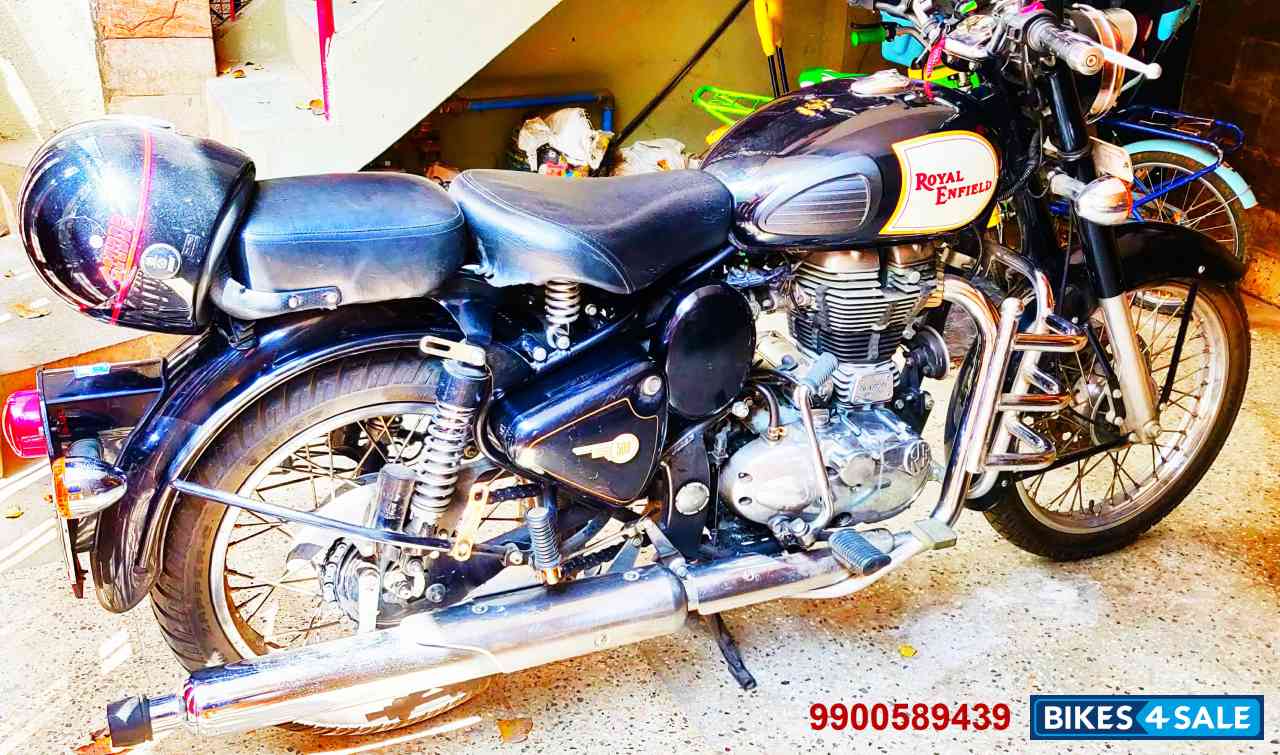 Black Royal Enfield Classic 500 Black Royal Enfield Classic 500