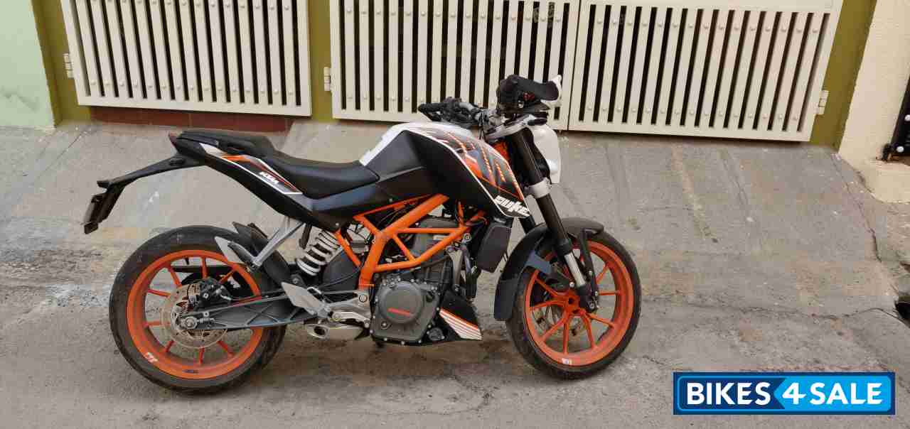 KTM Duke 390