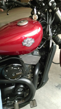 Red Harley Davidson Street 750