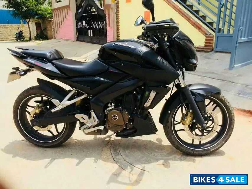 Bajaj Pulsar AS 200