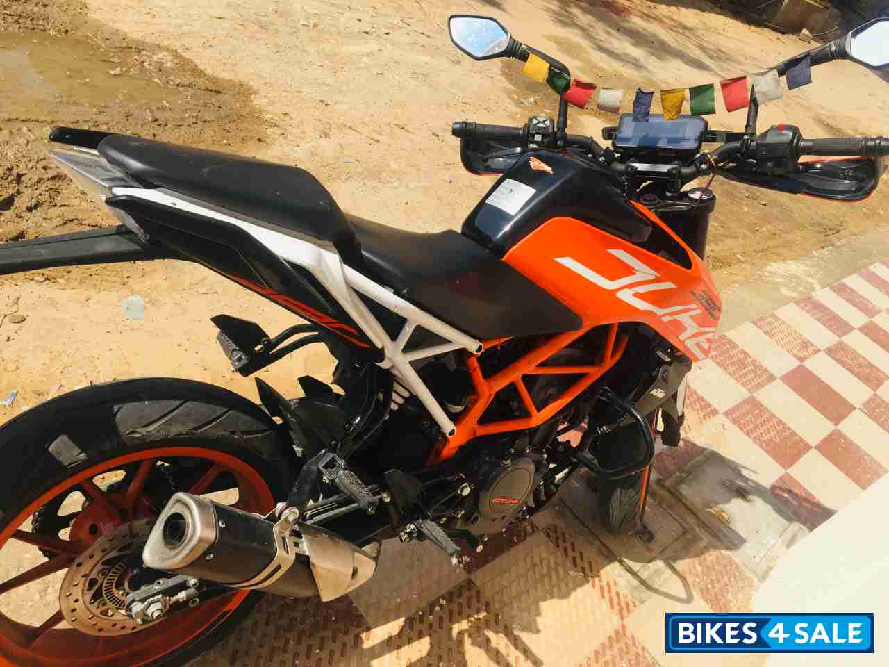 Used 2017 model KTM Duke 390 for sale in Jaipur. ID 209183 Bikes4Sale