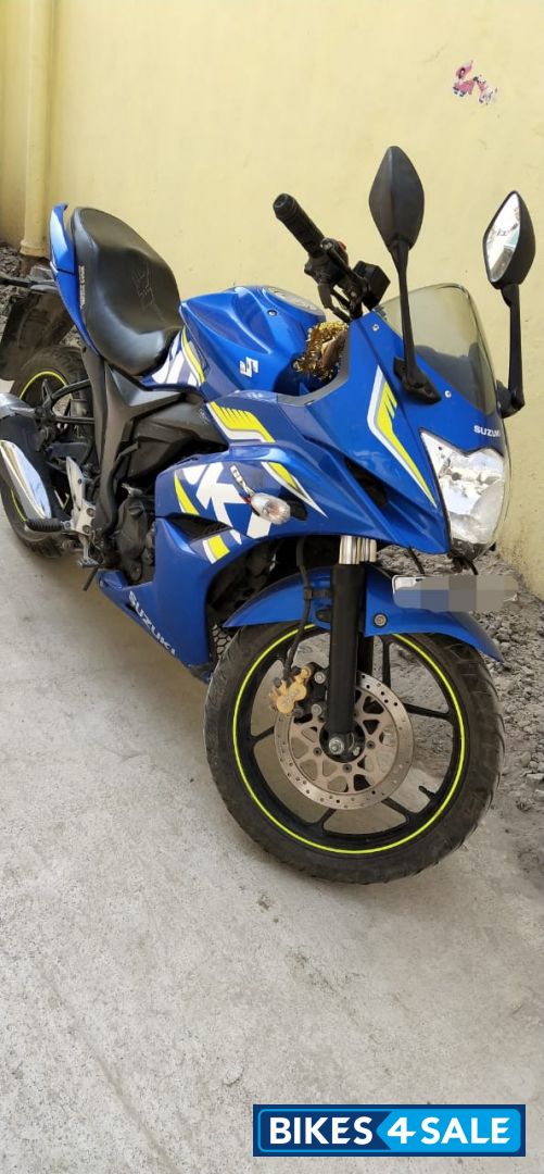 Suzuki Gixxer SF