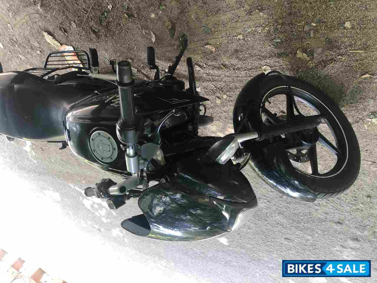 Black Bajaj Pulsar 150 Classic Black Bajaj Pulsar 150 Classic