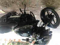 Black Bajaj Pulsar 150 Classic
