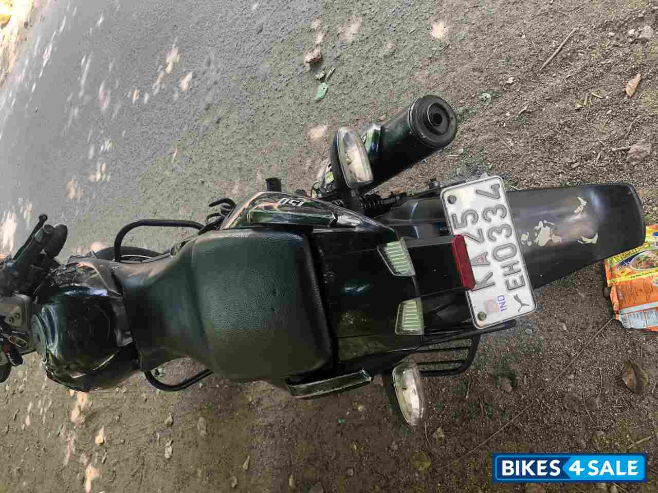 Black Bajaj Pulsar 150 Classic Black Bajaj Pulsar 150 Classic