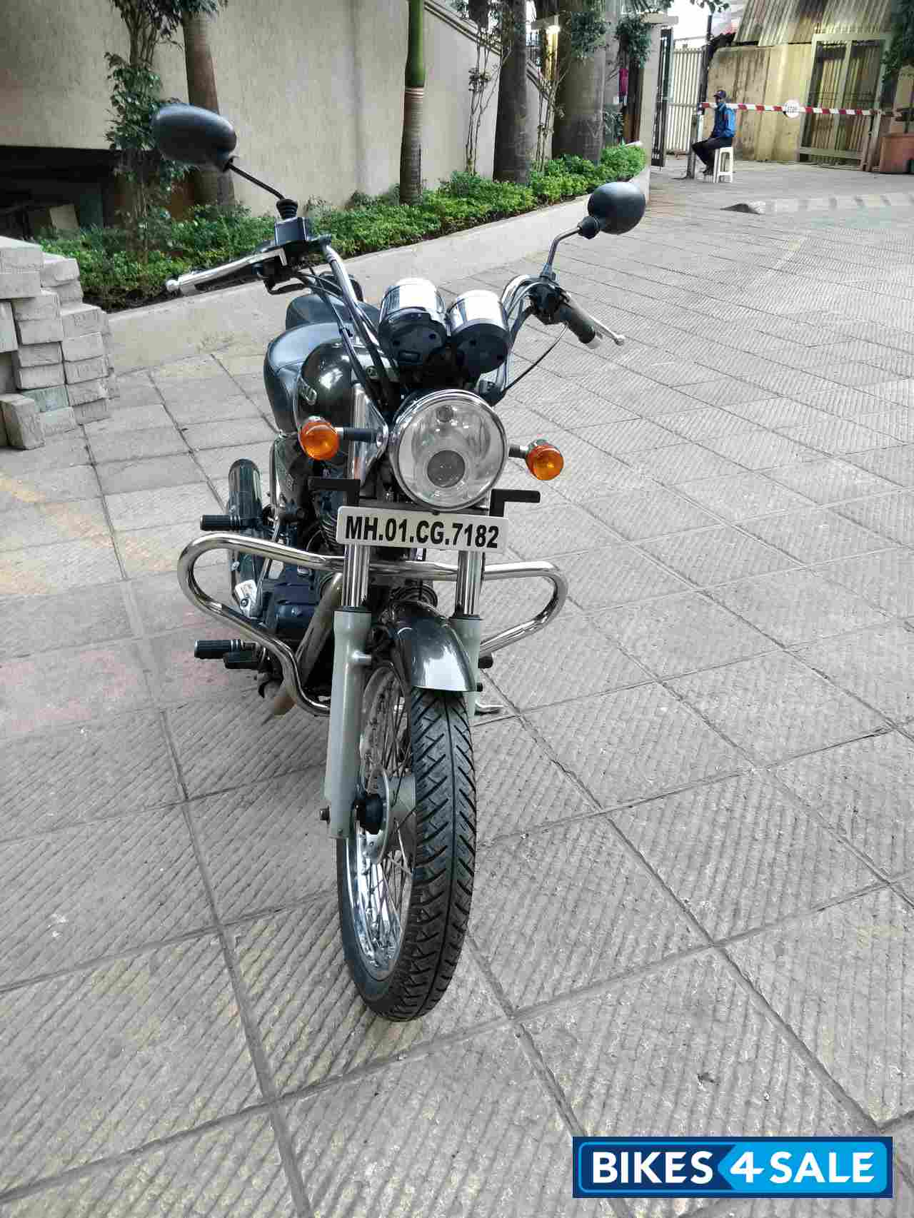 Lightening Royal Enfield Thunderbird 500