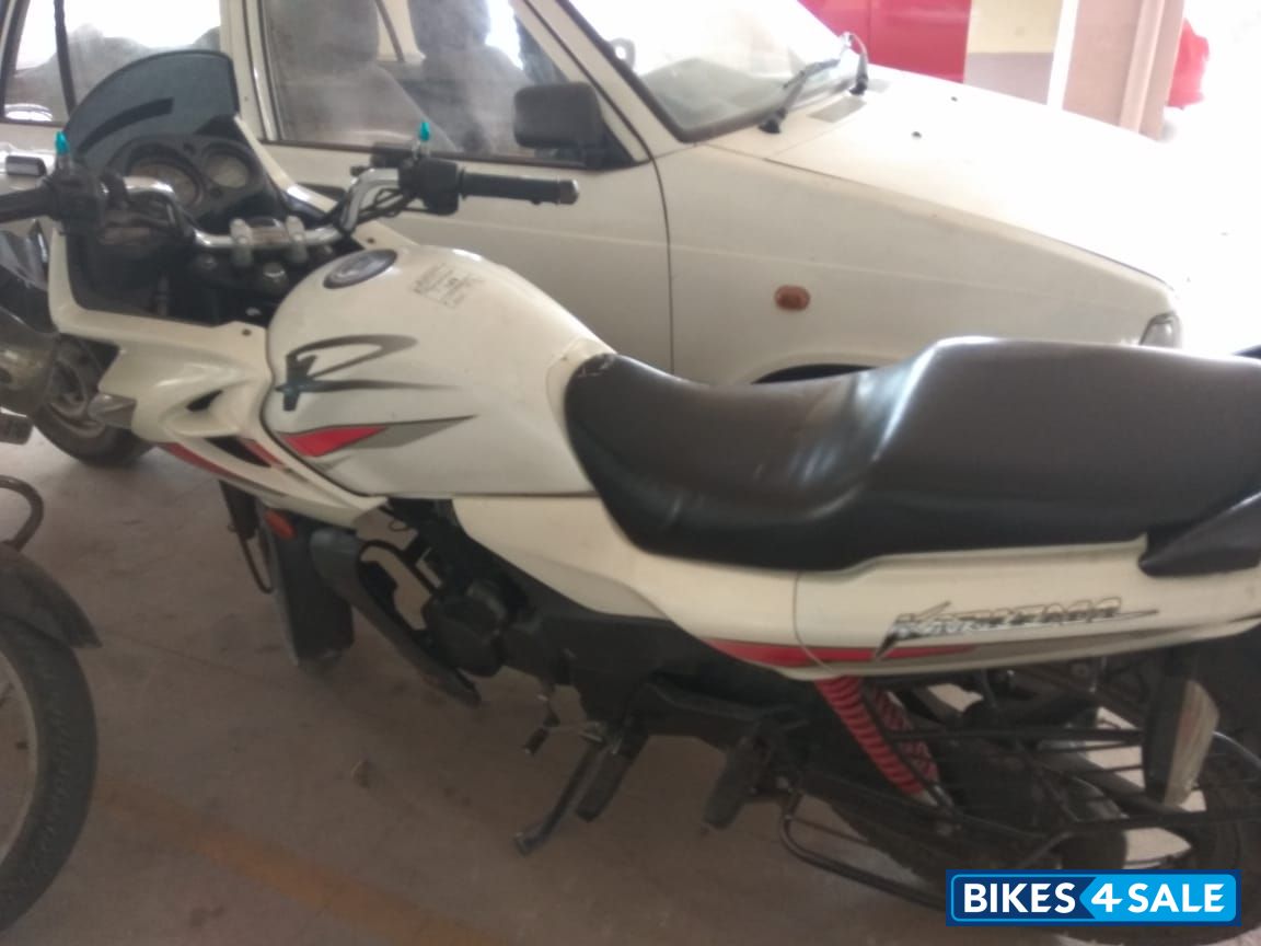 White Hero Karizma R