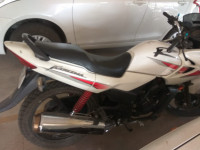 White Hero Karizma R
