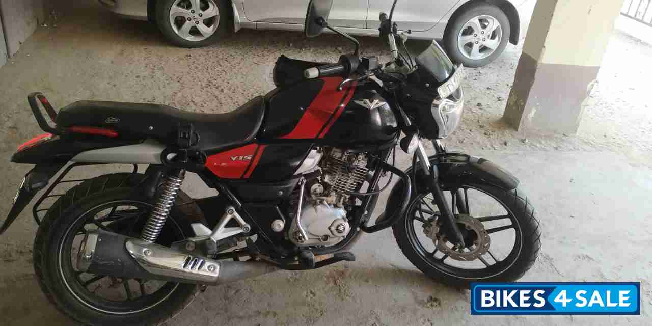 Red Bajaj V15