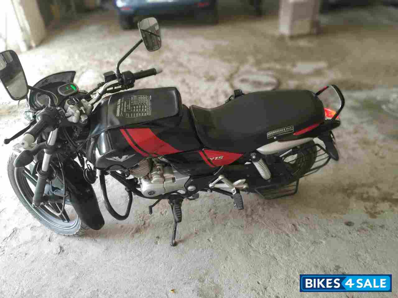 Red Bajaj V15 Red Bajaj V15