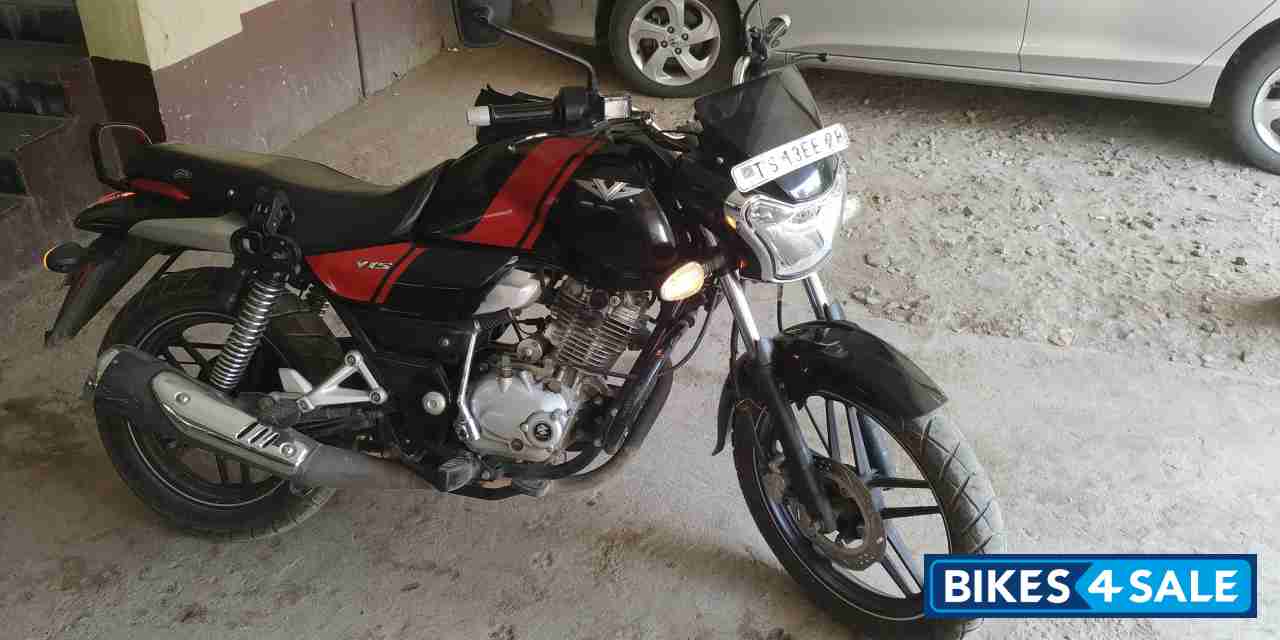 Red Bajaj V15 Red Bajaj V15
