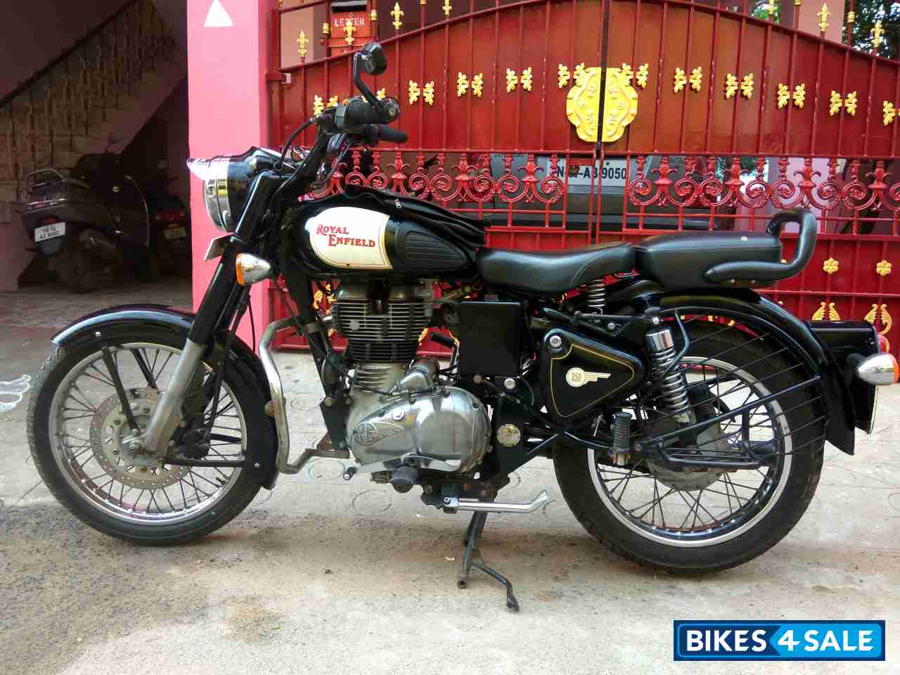 Royal Enfield Classic 350