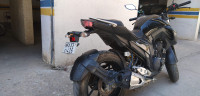 Black Yamaha FZ25