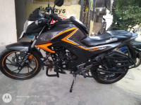 Honda CB Hornet 160R ABS