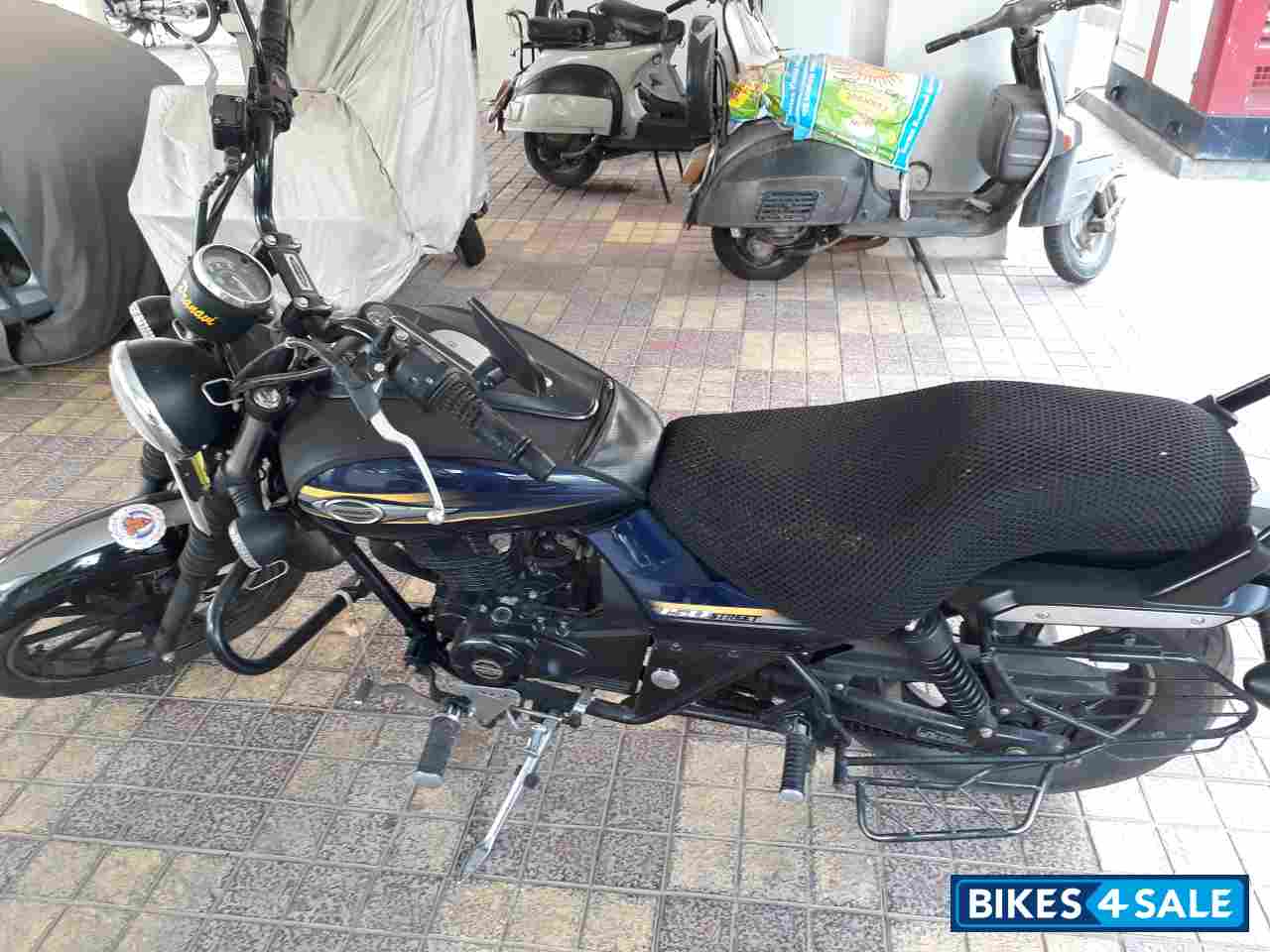 Bajaj Avenger Street 150