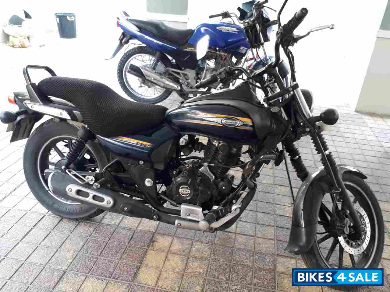 Bajaj Avenger Street 150