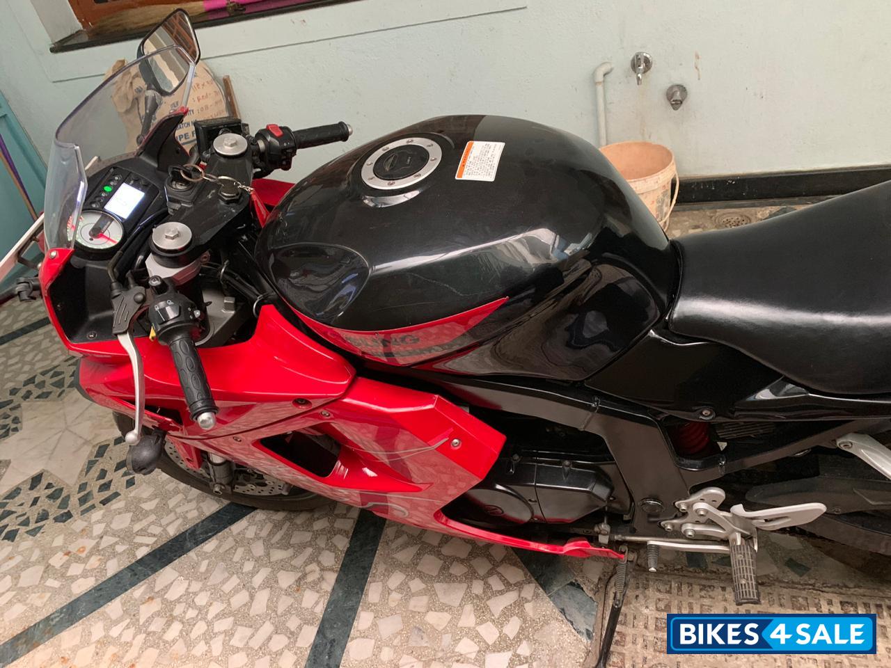 Hyosung GT250R Hyosung GT250R