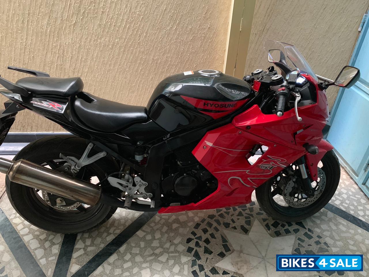 Hyosung GT250R Hyosung GT250R