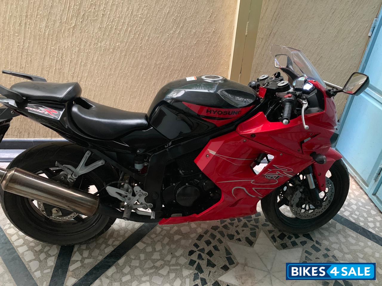 Hyosung GT250R Hyosung GT250R