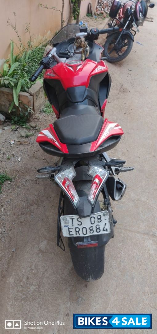 Red Bajaj Pulsar RS 200 ABS