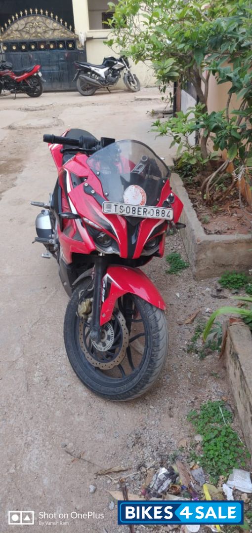 Red Bajaj Pulsar RS 200 ABS