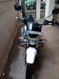 Bajaj V15