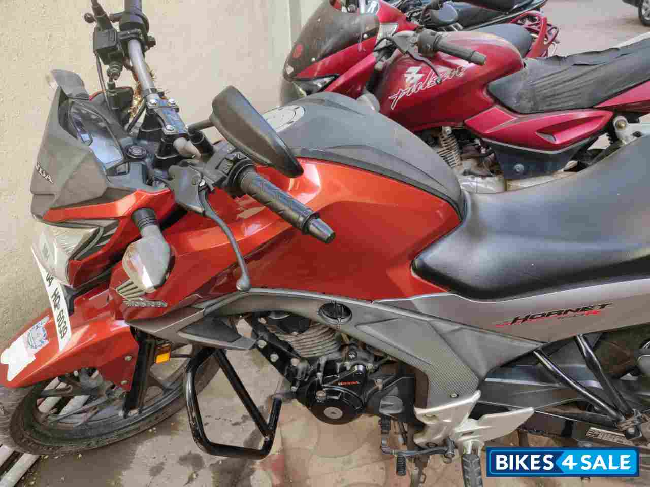 Honda CB Hornet 160R ABS