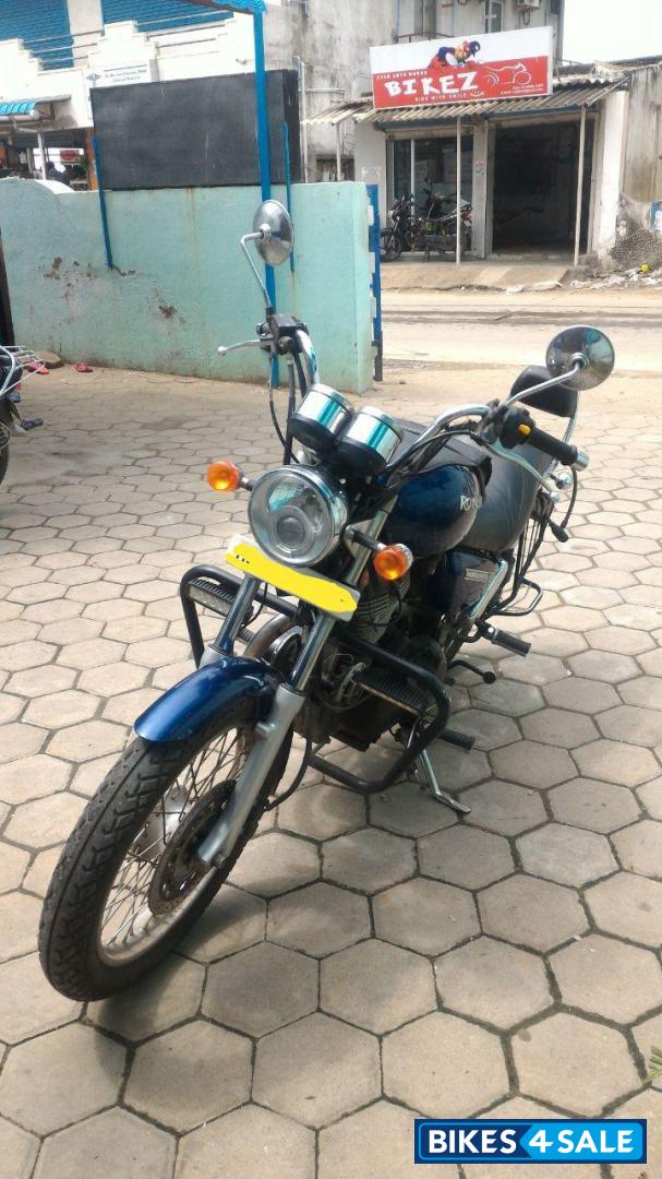 Blue Royal Enfield Thunderbird TwinSpark 350 Blue Royal Enfield Thunderbird TwinSpark 350