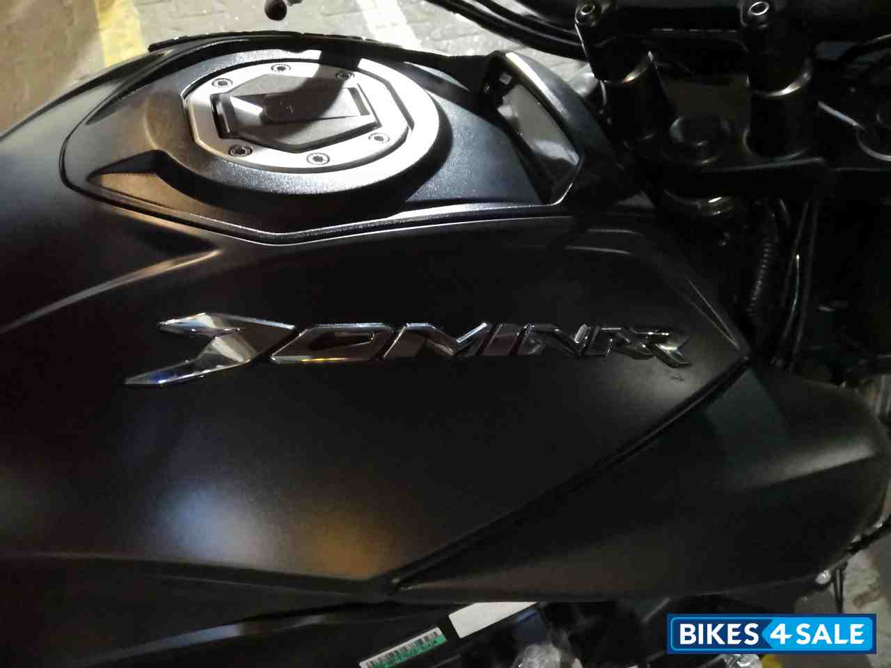 Mat Black Bajaj Dominar 400 Disc