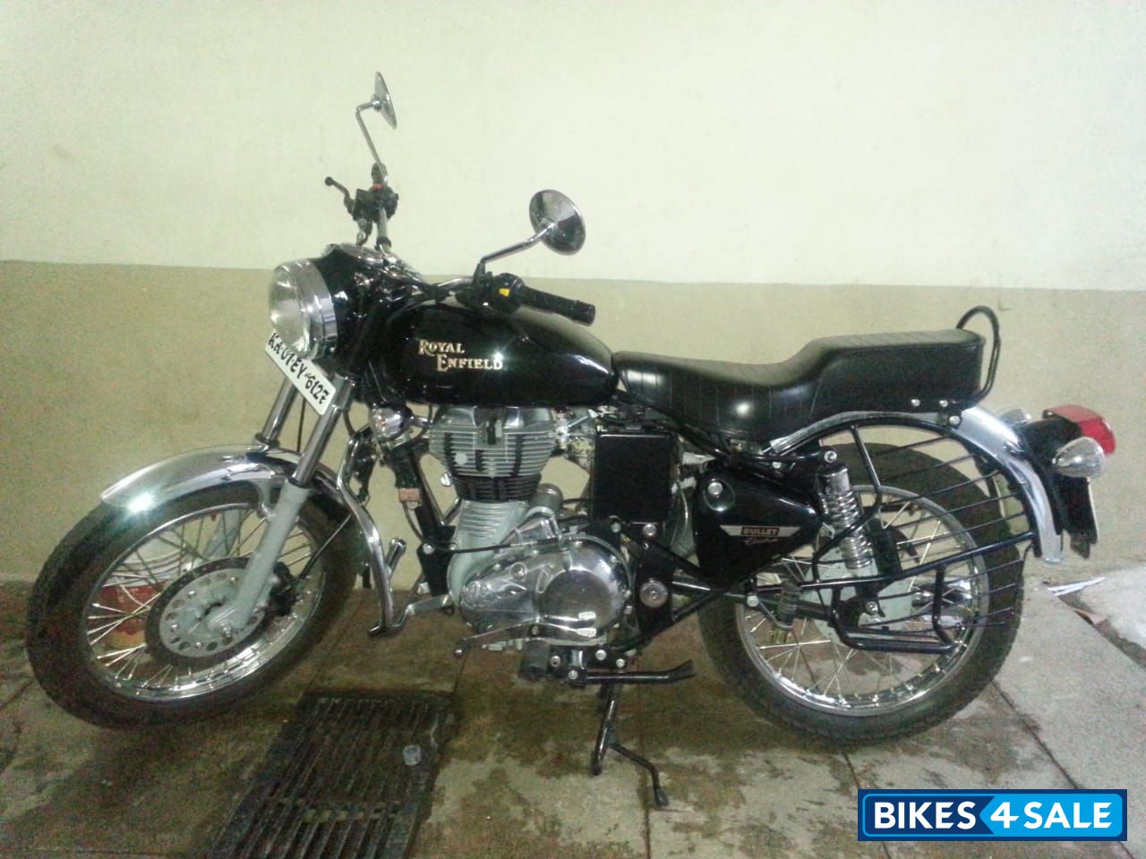 Magic Black Royal Enfield Bullet Electra Twinspark
