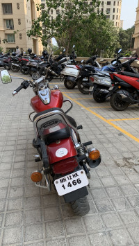 Bajaj Avenger 220 DTS-i