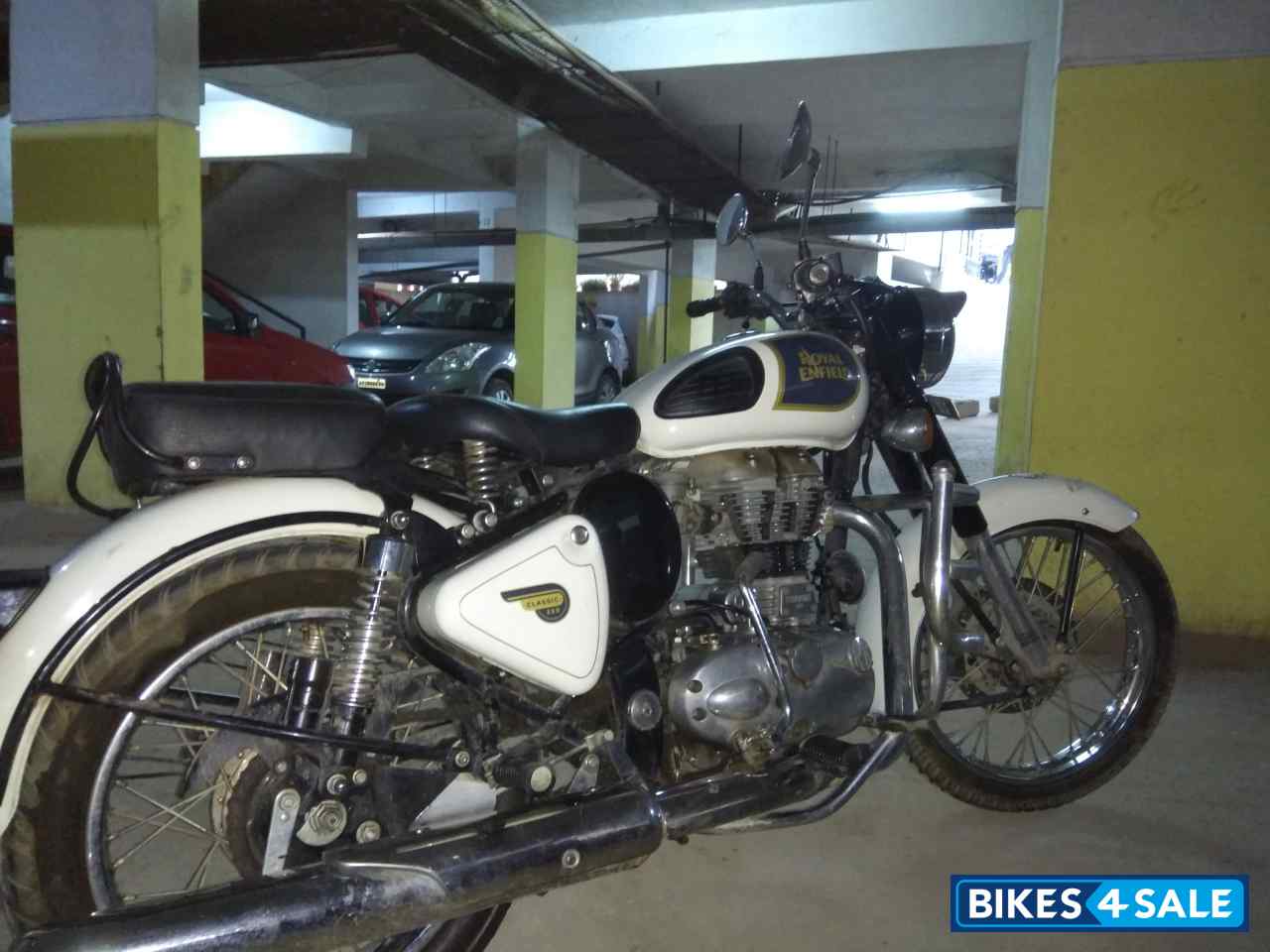 Royal Enfield Classic 350 Royal Enfield Classic 350